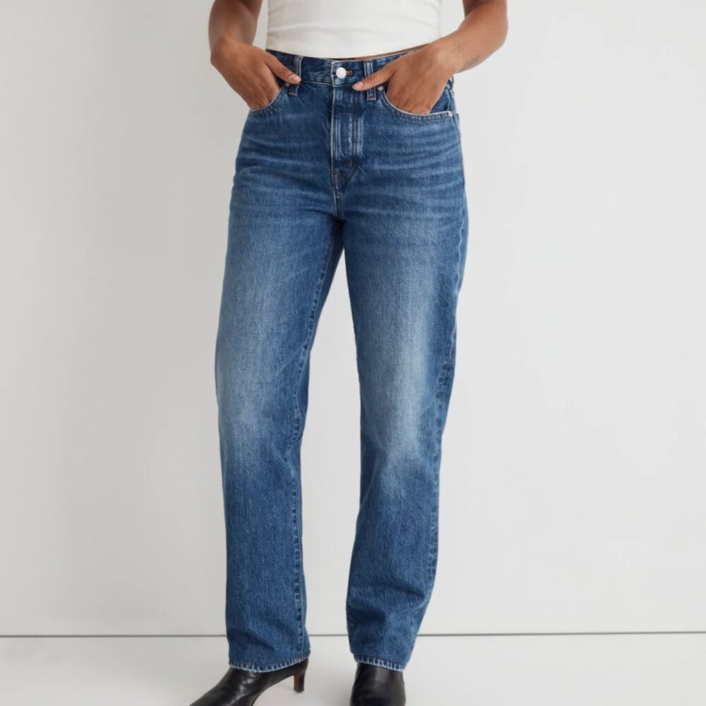 Madewell Petite Curvy Low-Slung Straight Jeans in Palmina Wash - Size 24P
